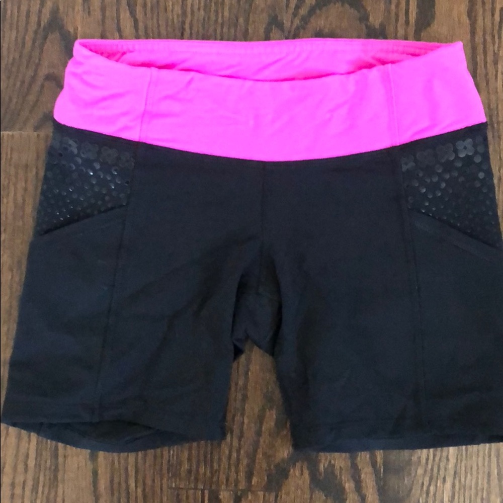Lululemon short